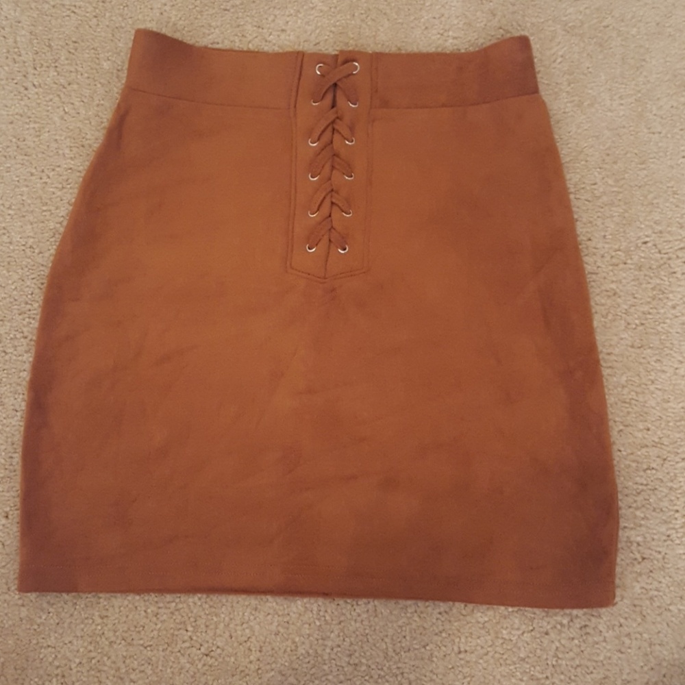 Camel skirt